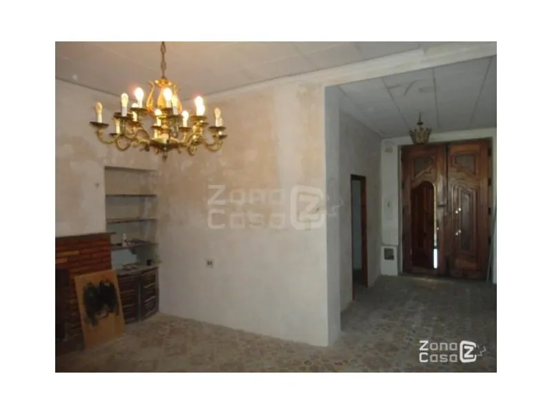 Pièces - House for Renovation in Barxeta Centre