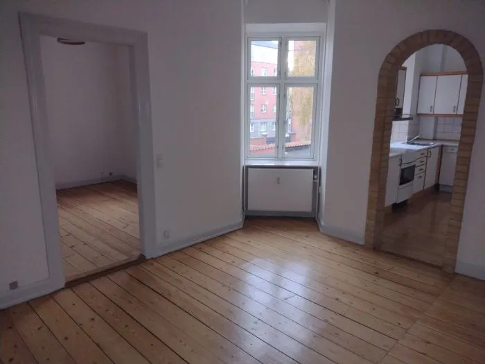 Pièces - Spacious Flat with South-Facing Terrace in Odense C