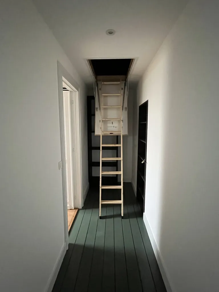 Pièces - Duplex Rénové avec Balcon à Schaerbeek