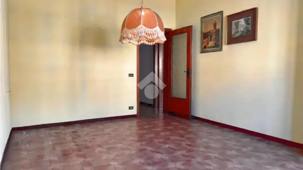 hallway_entrance