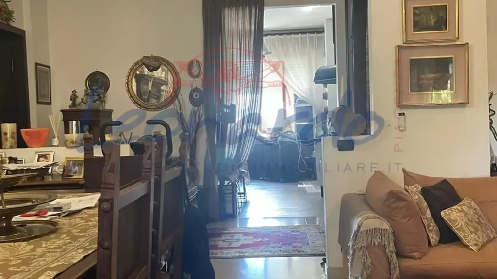 Séjour - Apartment with Balcony in Piacenza