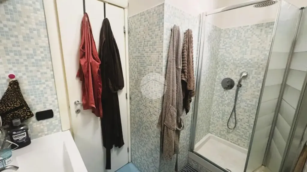 Bagni - Rusticated Flat with Balcony in Milan