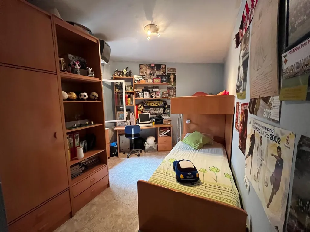Chambres - Spacious Flat with Balcony in Roses