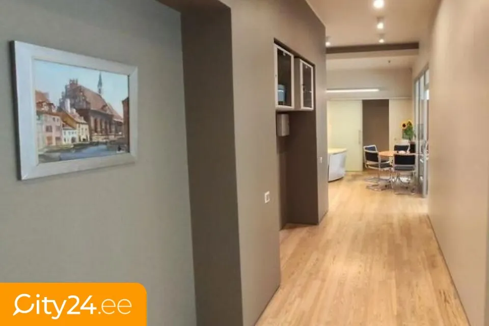 Entrée - Office Space with Historic Setting in Old Riga