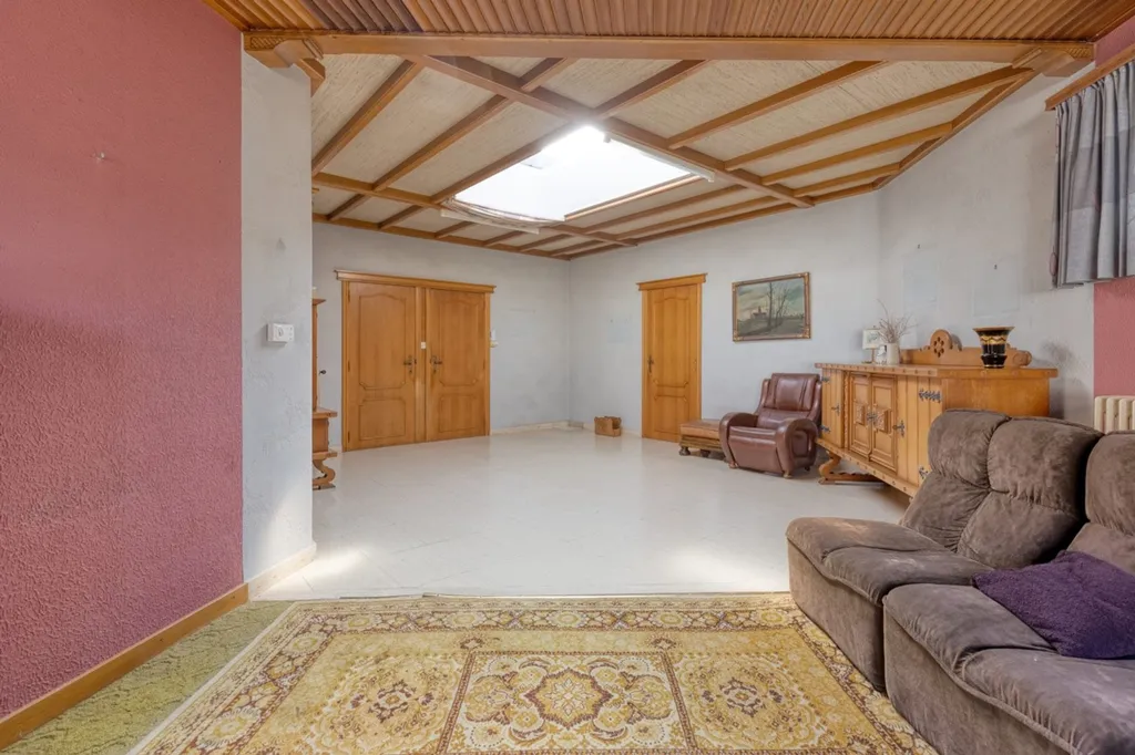 Half-Open House with Garden in Zarren Centre