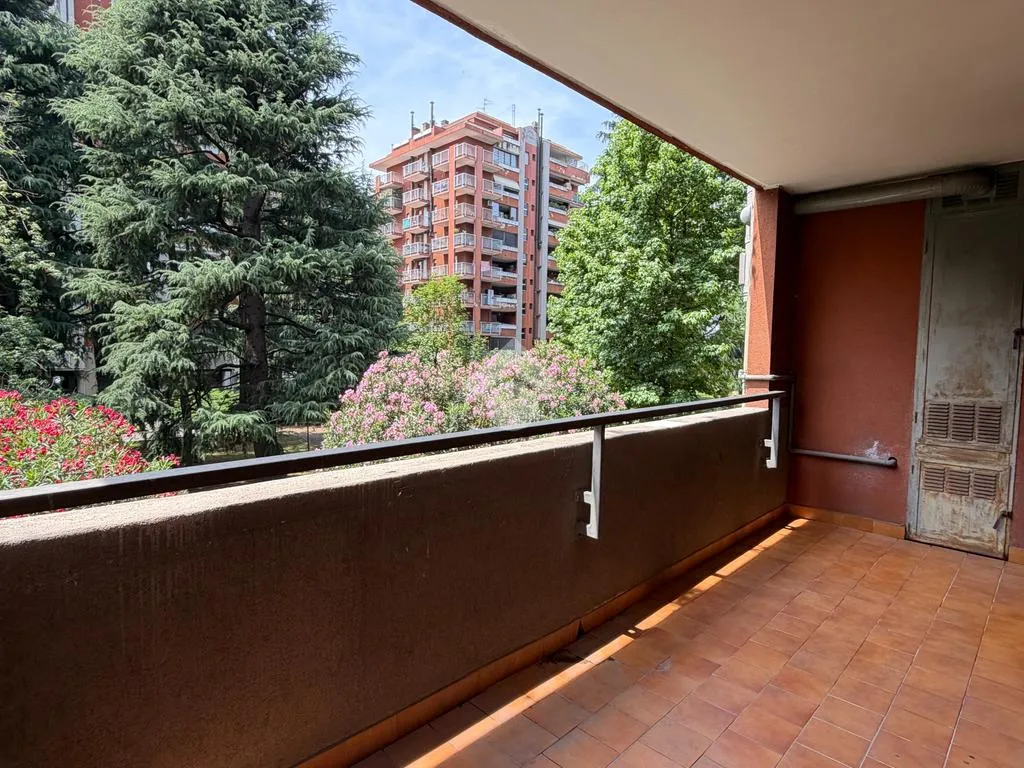 Balcon - Four-Room Apartment with Terrace in Milan
