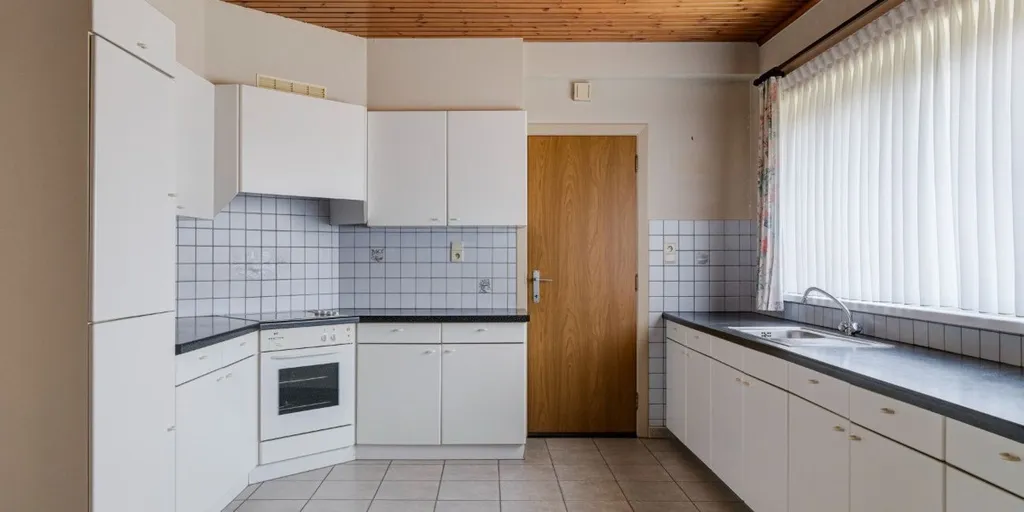 Cuisine - Maison avec Jardin Solaire à Overpelt