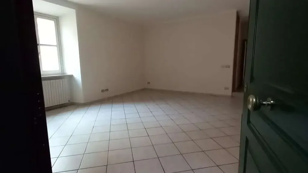 Toad - Spacious Apartment in Historic Osimo