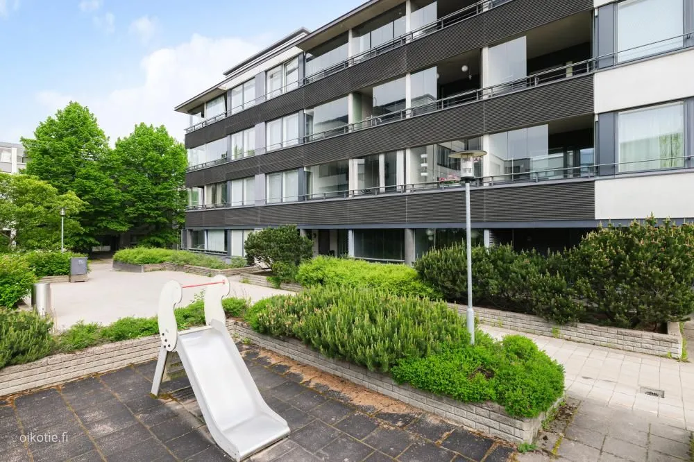 Aed - Apartment with Balcony in Tikkurila, Vantaa