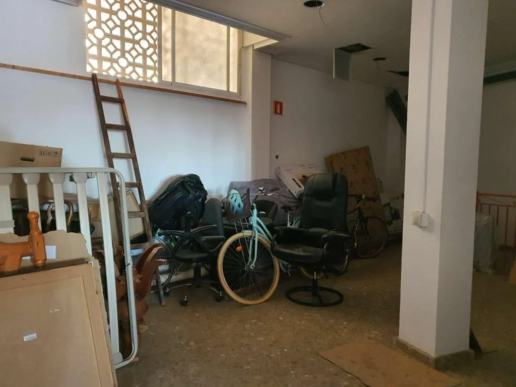 Buanderie - Commercial Premises with Carpark in Torrox