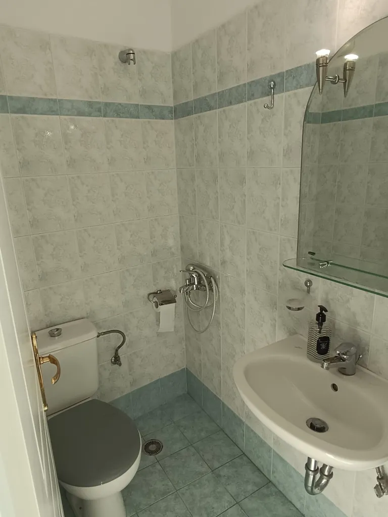 Bathrooms - Apartment with Balcony View in Athens