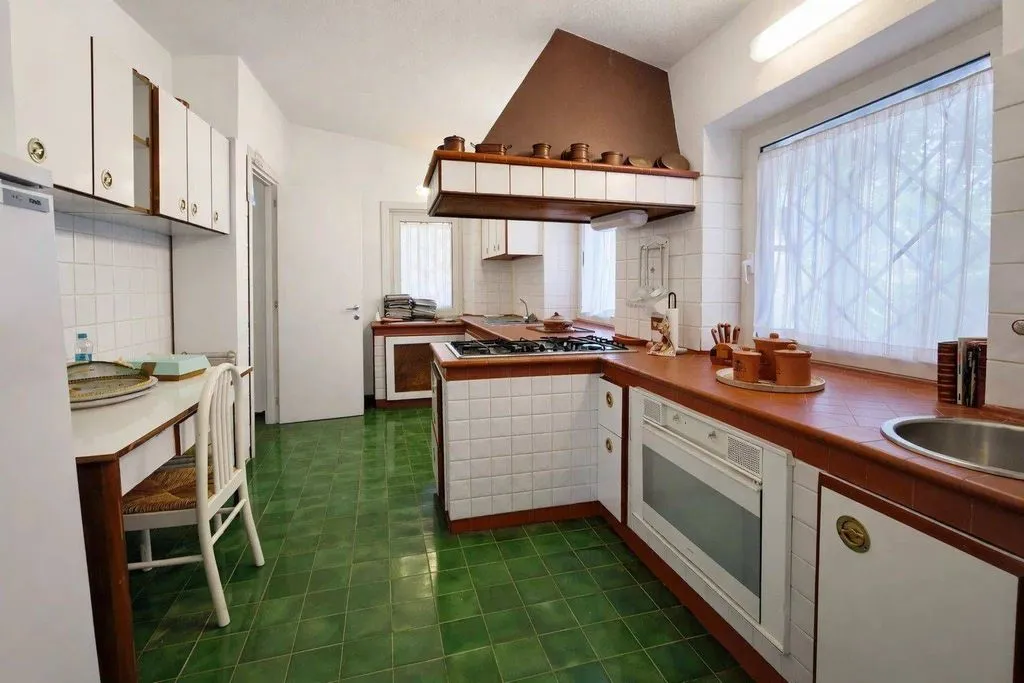 Köök - Luxury Villa with Panoramic Views in Colleromano, Rome