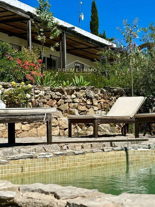 Piscine - Rustic Estate with Pool and Sea Views near l'Ampolla