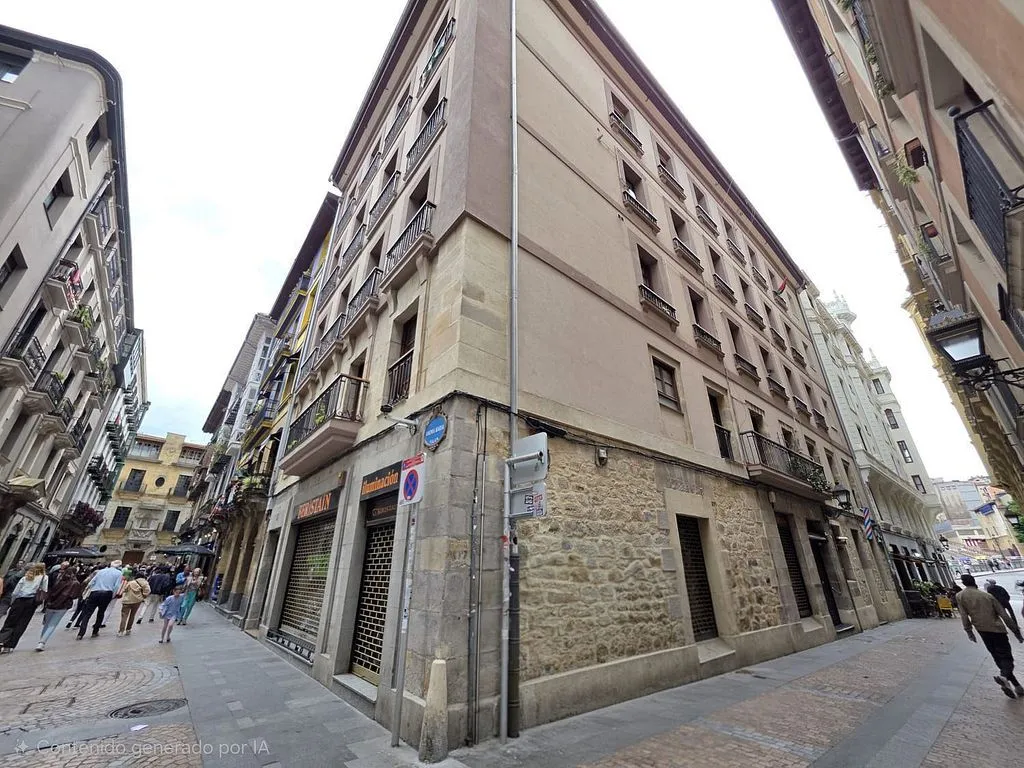Extérieur - Mixed-Use Property with Balcony in Bilbao's Old Town