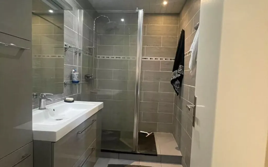 Salles de bain - Appartement 5 Pièces avec Balcon à Compiègne