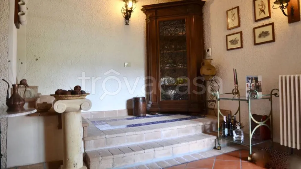 Entrée - Modern Villa with South-West View in Orvinio