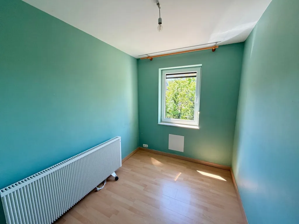 Toad - City Centre Flat with Terrace in Andenne