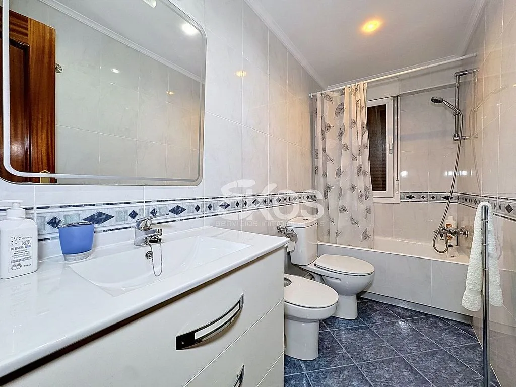 Salles de bain - Apartment with Balcony in Erguin, Mondragón