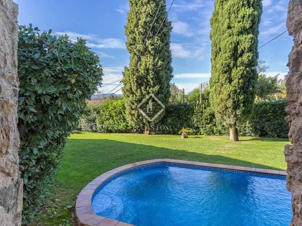 Pool - Traditional Stone Cottage with Pool in Bàscara