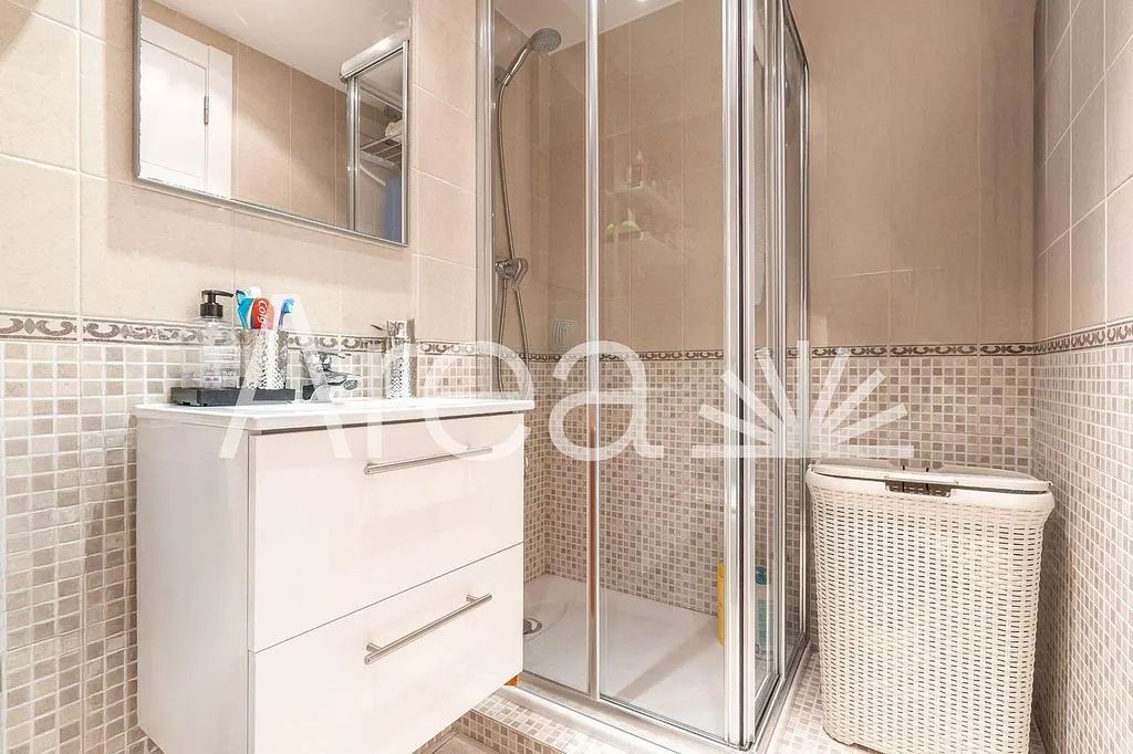 Apartment with Terrace in Parc Central, Mataró