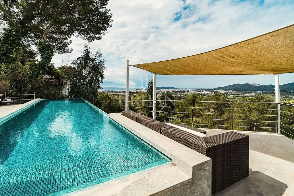 Bassein - Chalet with Pool and Terrace in Jesús