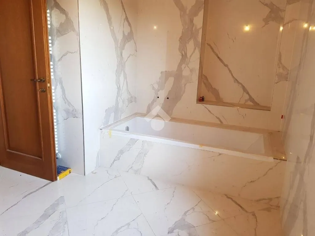 Bagni - Luxury Villa with Panoramic Terrace in Pescantina
