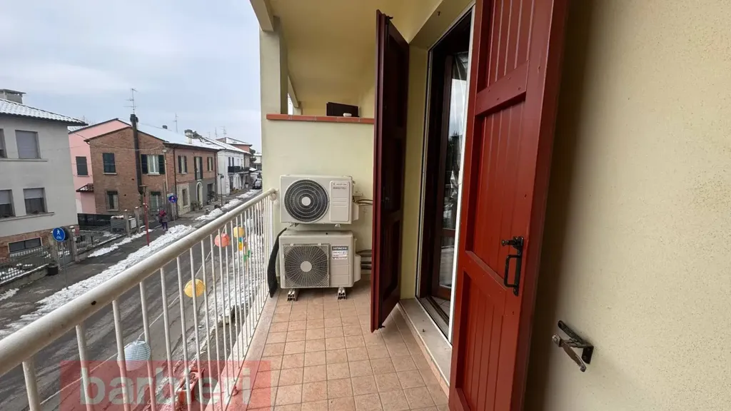 Balcon - Modern Apartment with Balcony in Cervia