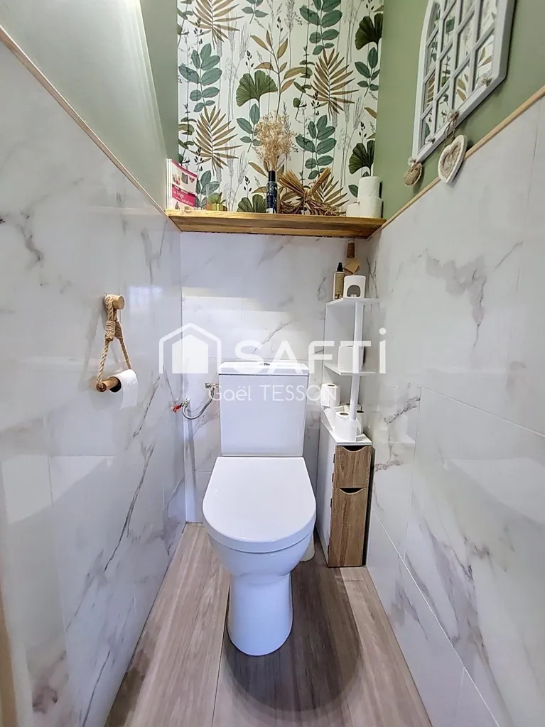 Salles de bain - Maison avec Jardin et Terrasse à Vélines
