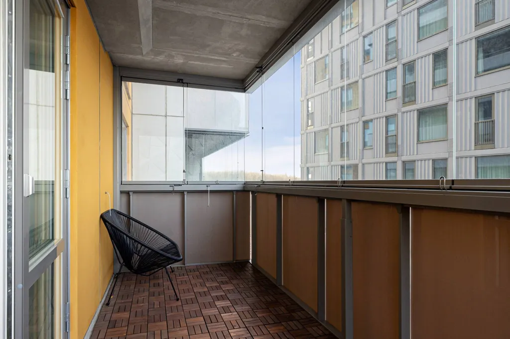 Balcon - Apartment with Balcony in Arenastaden