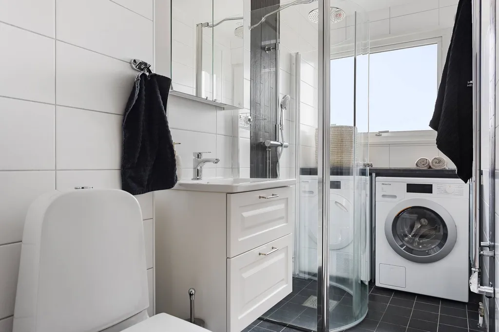 Bagni - Apartment with West-Facing Balcony in Göteborg