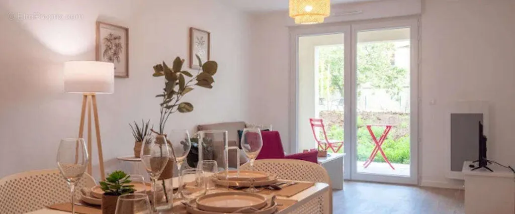 Salle à manger - Appartement T2 en Résidence Services SENIOR à Luçon