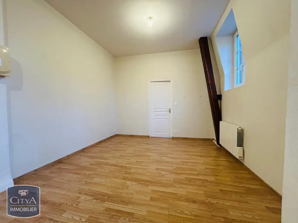 Toad - City Centre Flat with Proximity to Chartres Station
