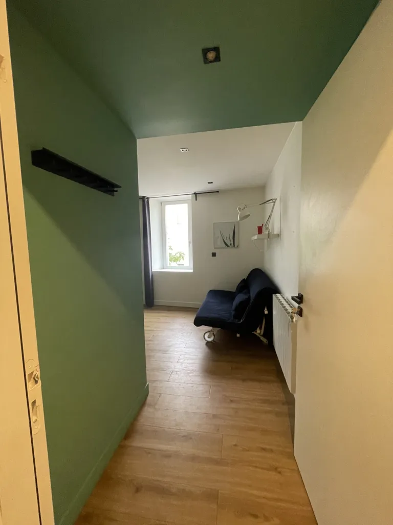 Esik - Studio with Internet in Anneyron Centre