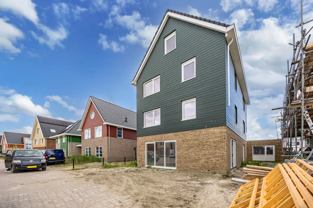 Extérieur - Spacious New Build House with Garden in Lelystad