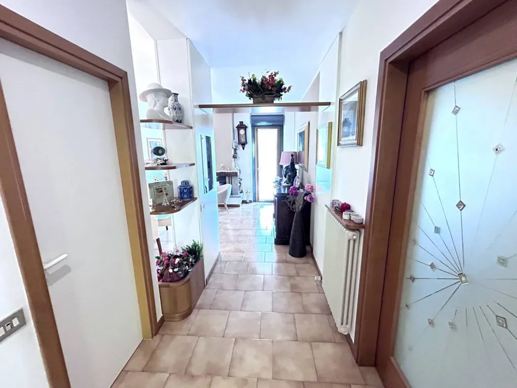 Entrée - Spacious Apartment with Garden in Lecco