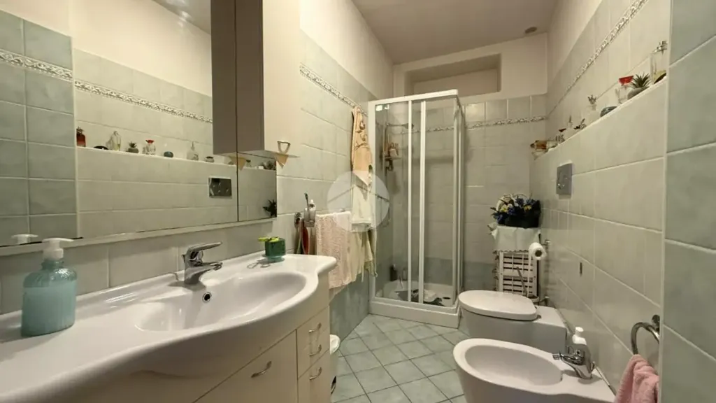 Salles de bain - Semi-detached House with Balcony in Albiano d'Ivrea