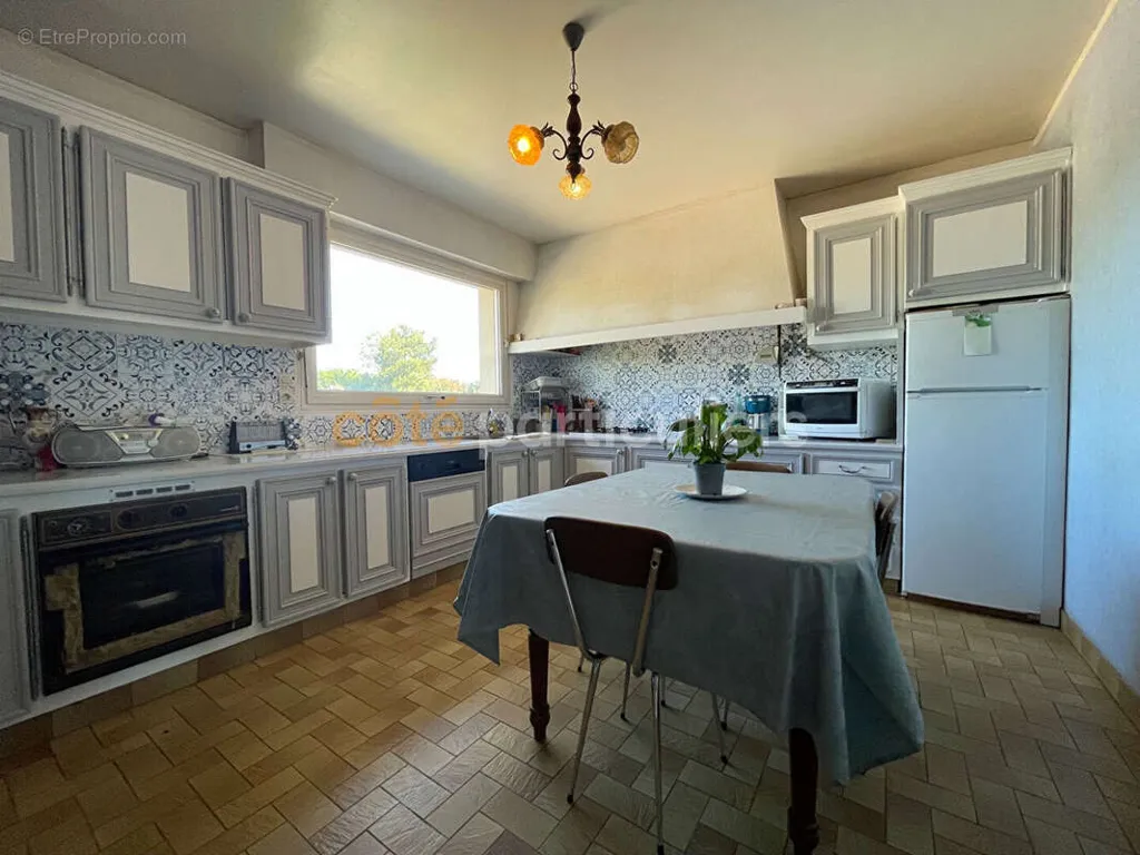 Kitchen - Spacious House with Workshop Potential in Tourville-sur-Odon