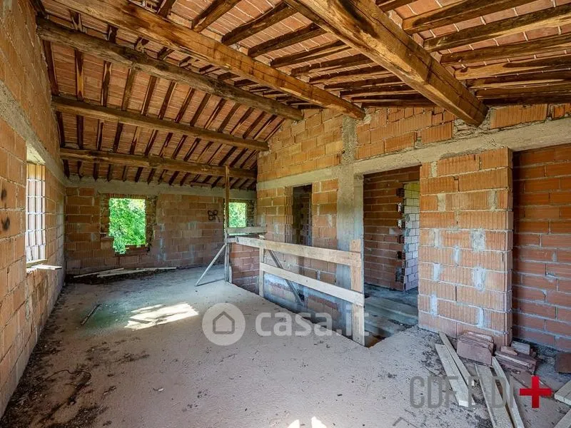 Stanze - Rustic Casale to Complete in Montieri
