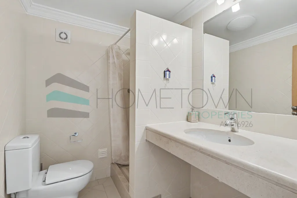 Bagni - 5-Bed Villa with Pool in Vila Sol, Loulé