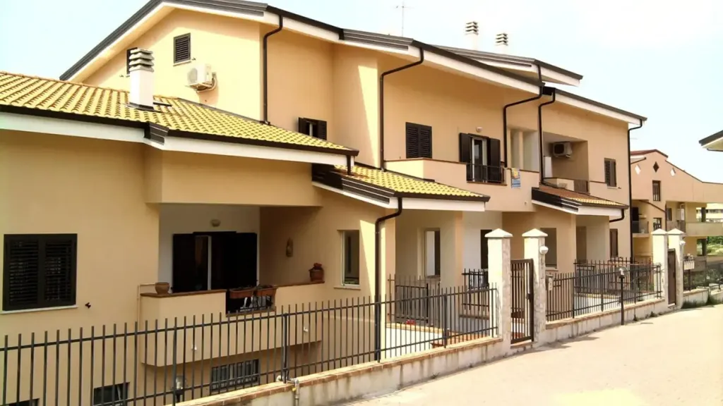 Rented Apartment with Balcony in Rende