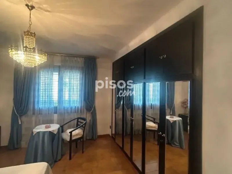 Magamistoad - Chalet with Independent Apartment in Alentorn
