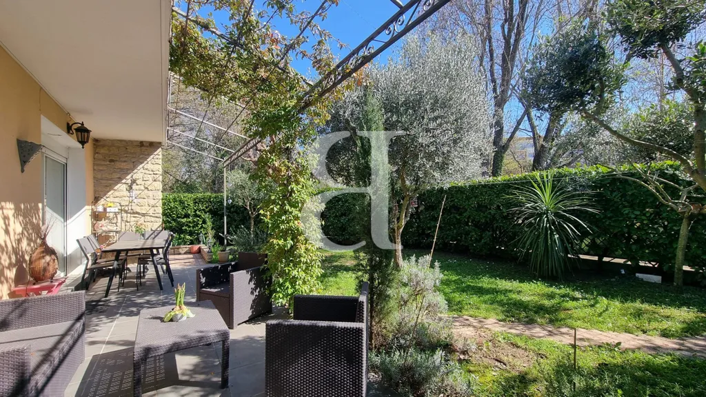 Terrass - Ground Floor Villa with Pool in Carpentras