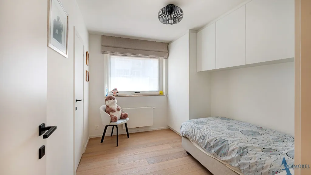 Dormitorios - Renovated Corner Flat with Sea View on Rubensplein