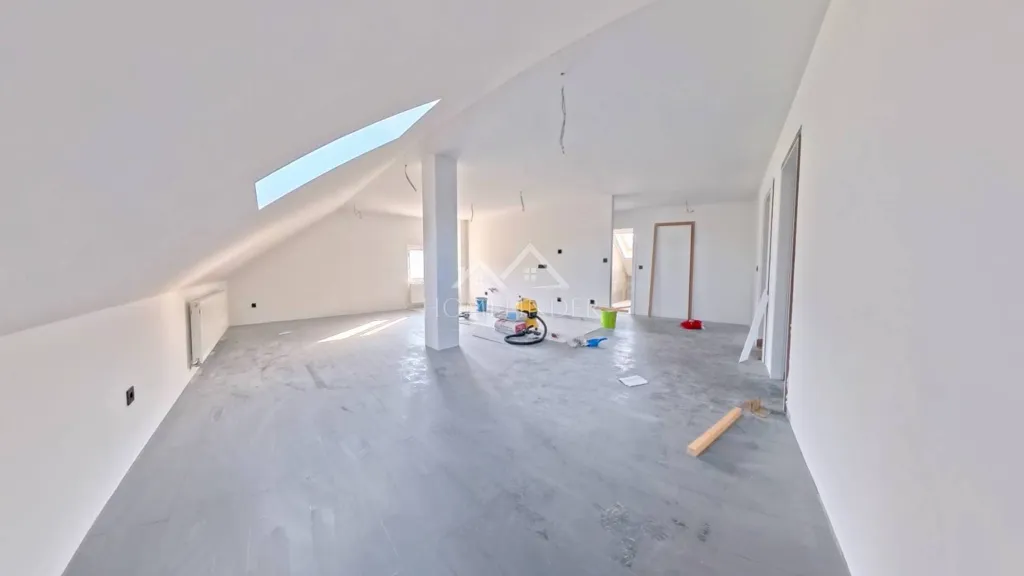 Toad - Spacious Apartment with Parking in Mala Erpenja