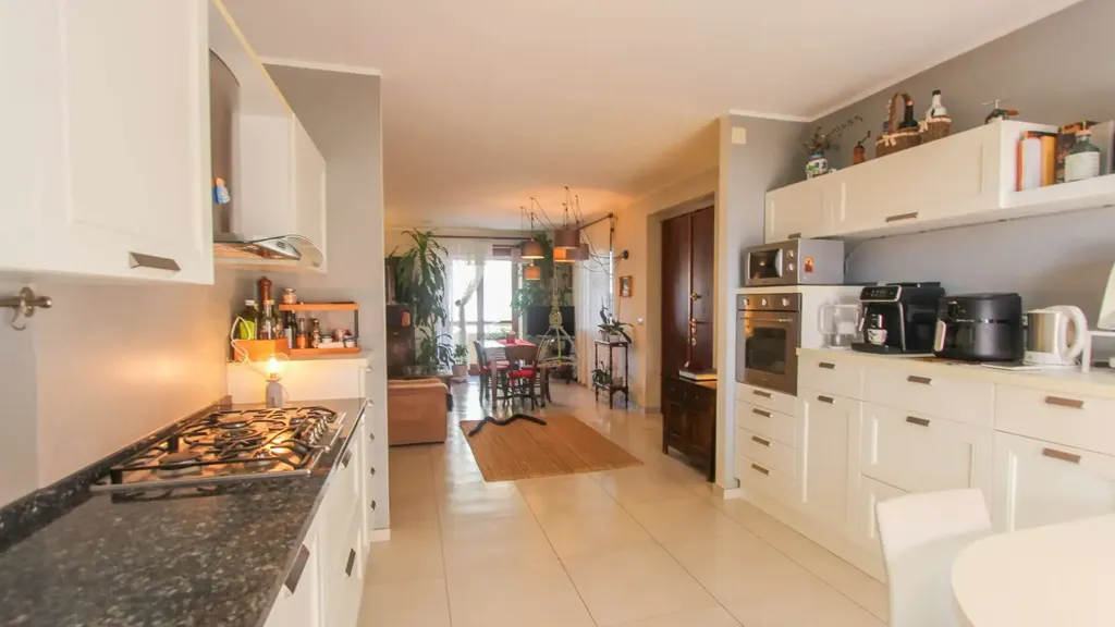 Kitchen - Apartment with Private Garden in Moncalieri