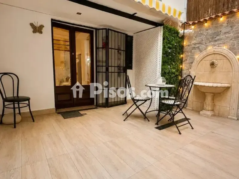 Aed - Design Duplex with Private Patio in Poble Sec