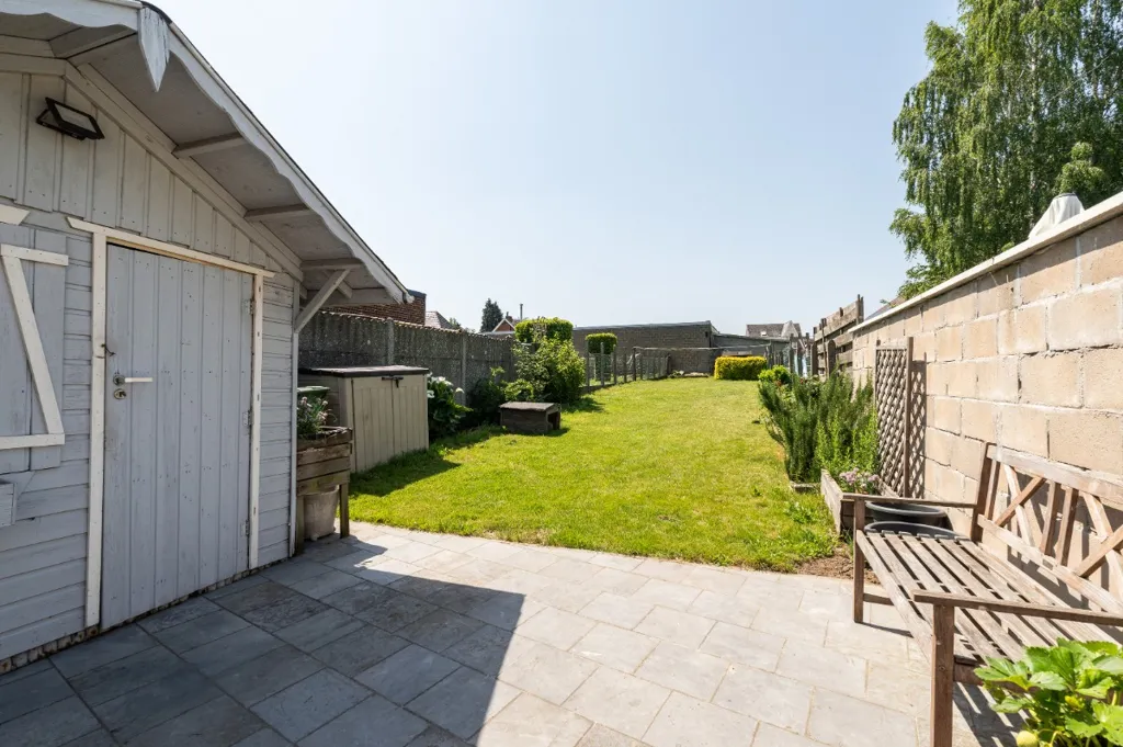 Giardino - Spacious Home with Garden in Denderwindeke