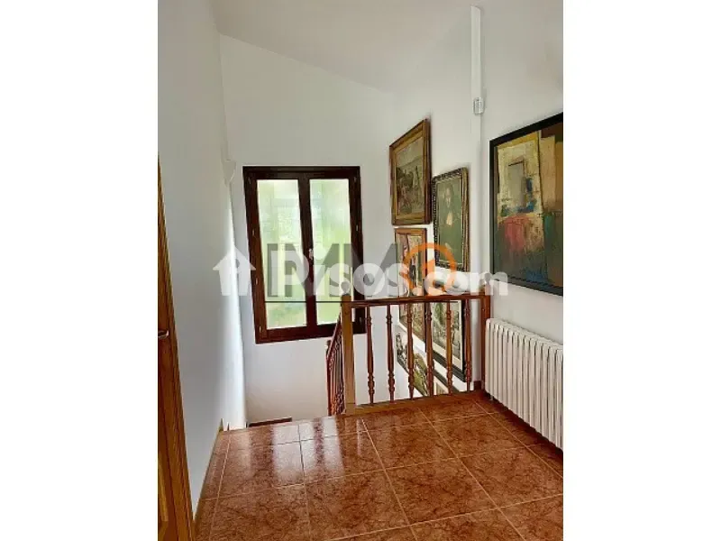 Pièces - Spacious Adjoined House in Aixirivall