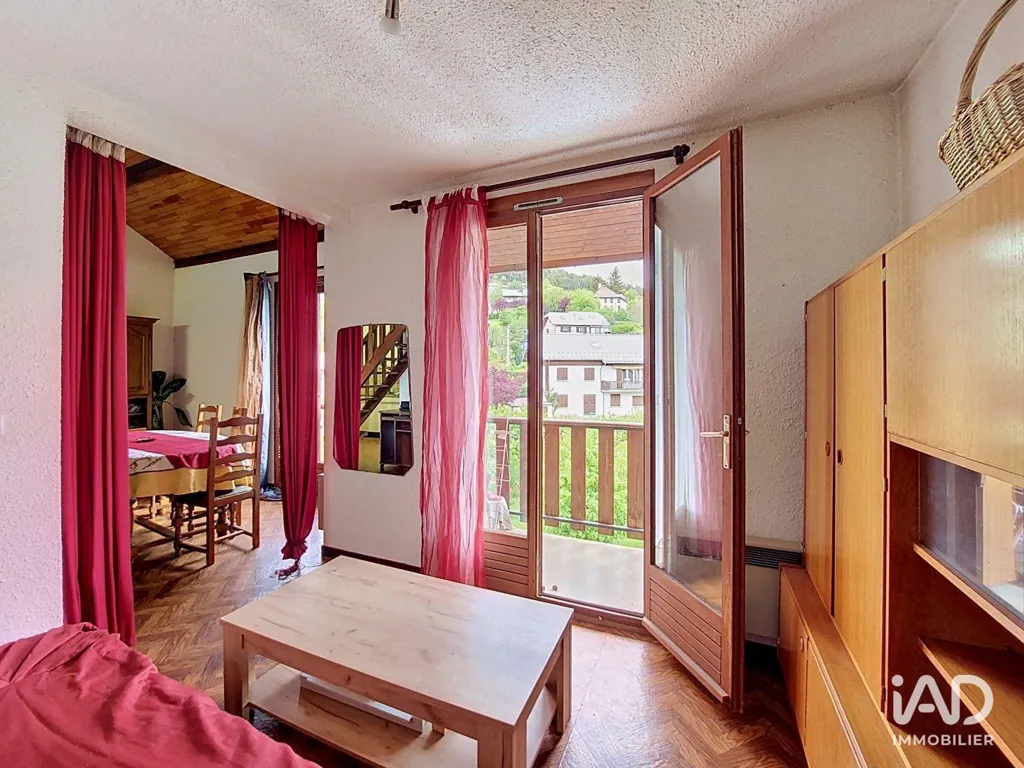 Magamistoad - Duplex Apartment with Mountain View in Seyne