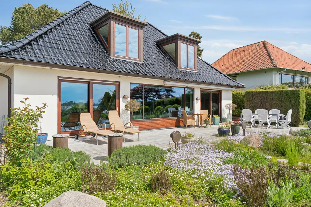 Extérieur - Villa with Private Beach and Lake in Snoghøj